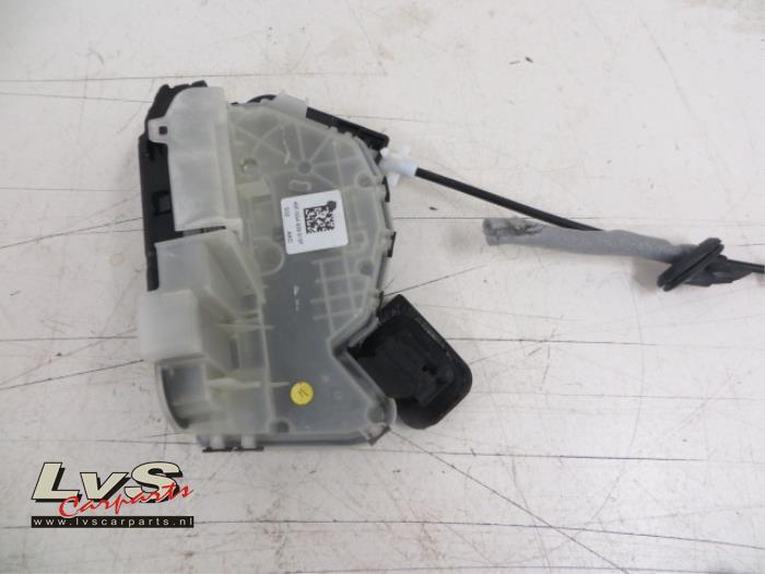 Volkswagen Touran Deurslot Mechaniek 4Deurs links-achter