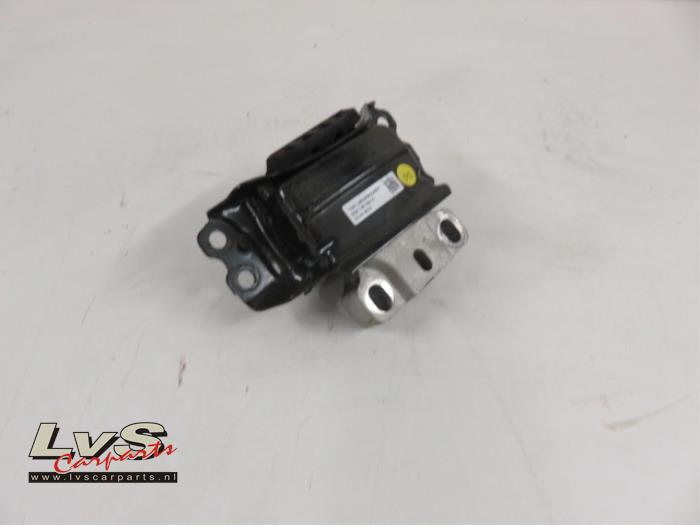 Volkswagen Touran Gearbox mount