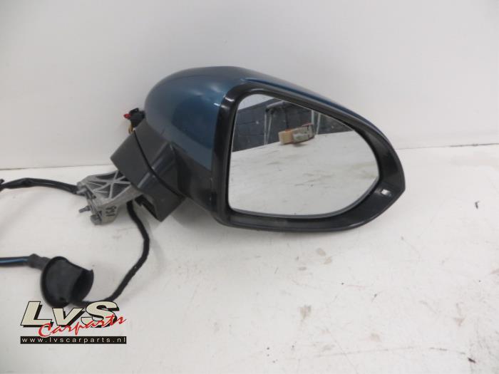 Volkswagen Passat Buitenspiegel rechts