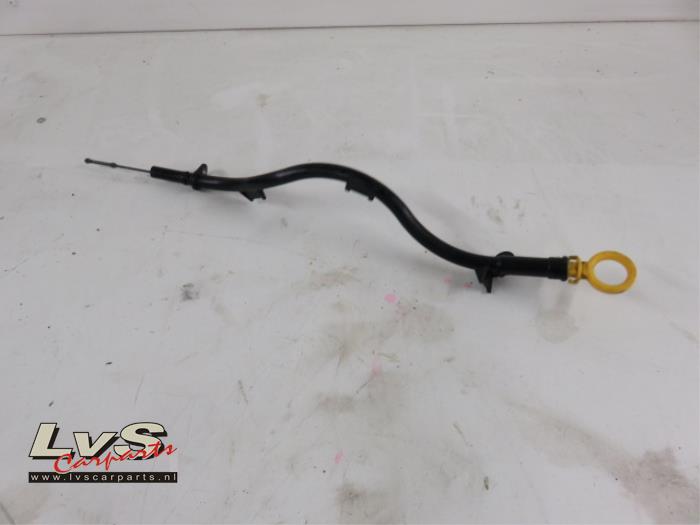 Volkswagen Passat Oil dipstick