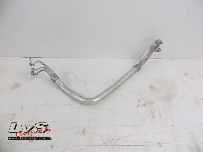 Volkswagen Passat Tuyau clim