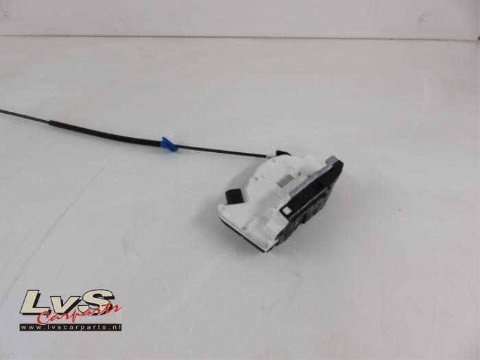 Volkswagen Scirocco Deurslot Mechaniek 2Deurs rechts