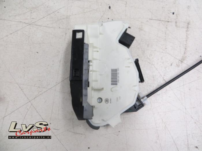 Volkswagen E-Up Front door lock mechanism 4-door, right