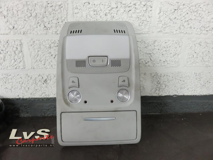 Audi A4 Innenbeleuchtung vorne