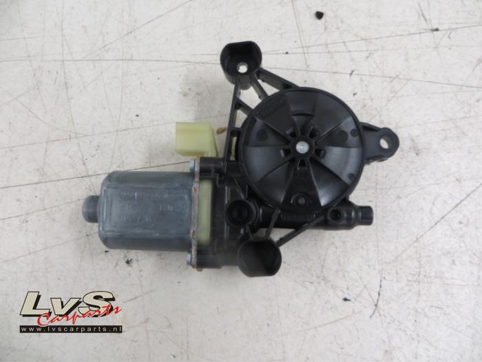 Volkswagen Golf Door window motor