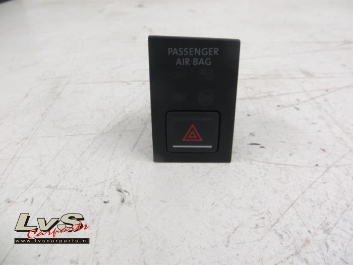 Volkswagen Golf Panic lighting switch