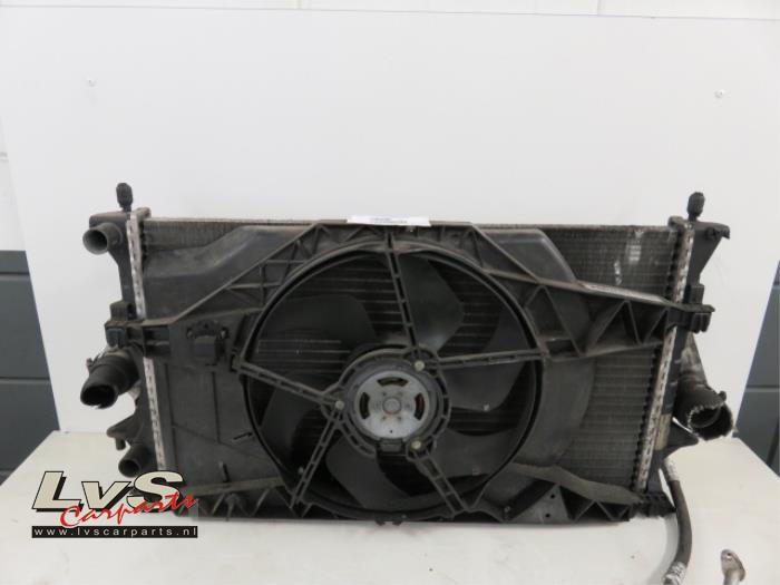 Renault Laguna Radiator