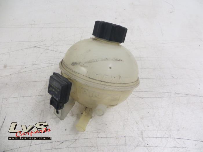 Peugeot 206 Réservoir de liquide de frein