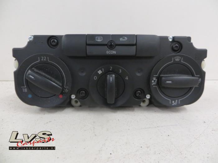 Volkswagen Golf Air conditioning control panel