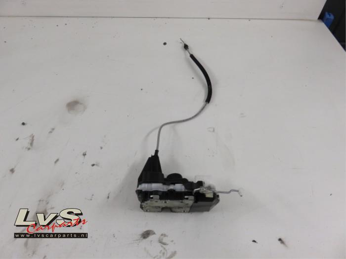 Peugeot 307 Serrure portière mécanique 4portes avant gauche