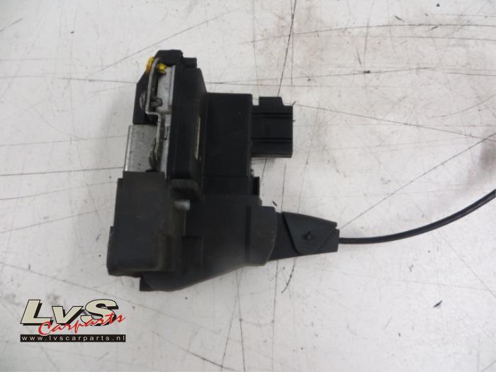 Ford Fiesta Deurslot Mechaniek 4Deurs links-achter