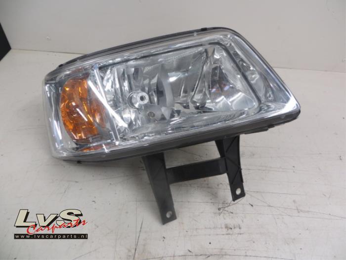 Volkswagen Transporter Headlight, right