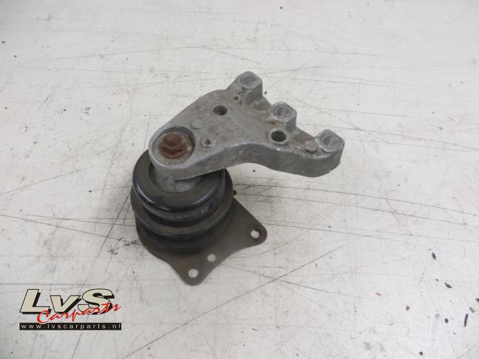 Volkswagen Polo Support moteur