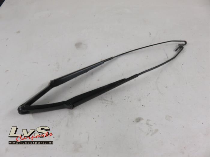 Volkswagen Transporter Scheibenwischerarm vorne