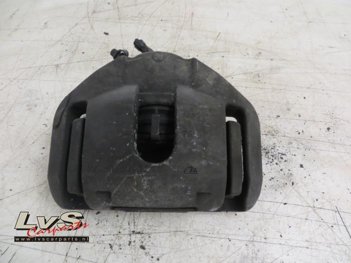 BMW 7-Serie Front brake calliper, left