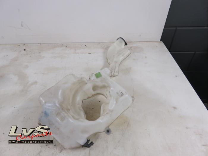 Mini Clubman Front windscreen washer reservoir