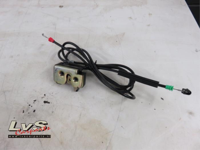 Ford KA Tailgate lock mechanism