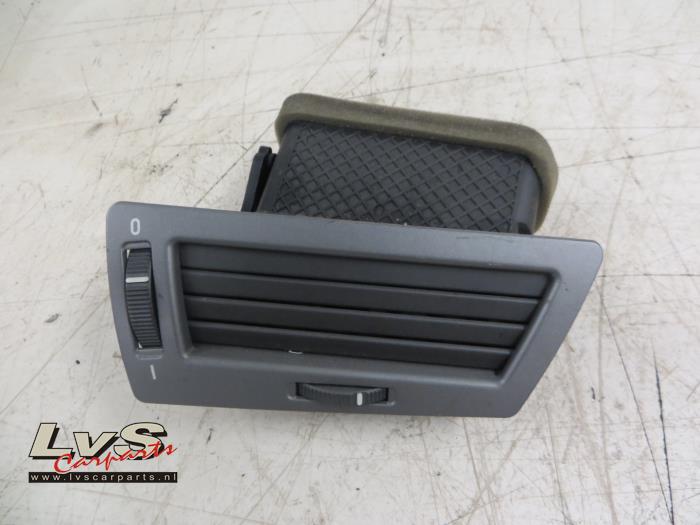 BMW 7-Serie Dashboard vent