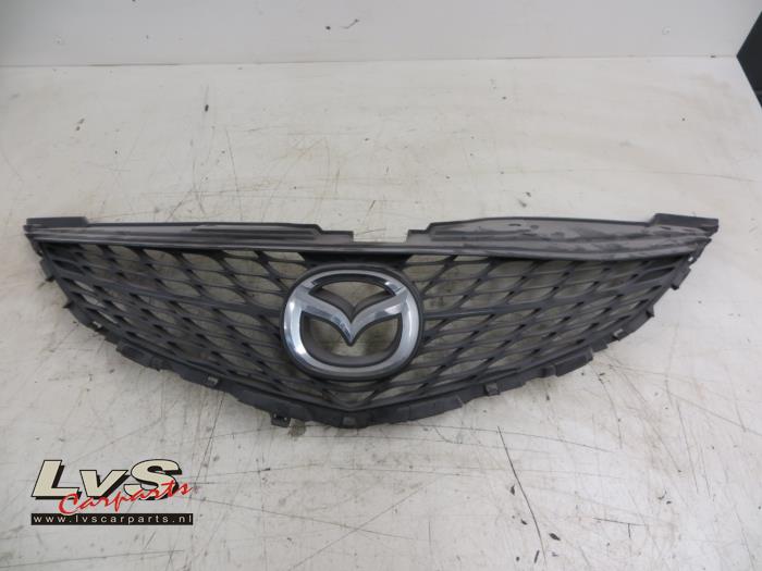 Mazda 6. Grill