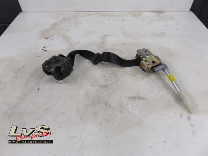 BMW 7-Serie Rear seatbelt, right