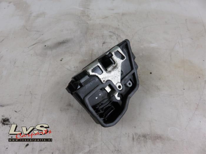 BMW 5-Serie Deurslot Mechaniek 4Deurs links-voor