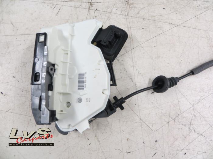 Volkswagen Golf Deurslot Mechaniek 4Deurs rechts-achter