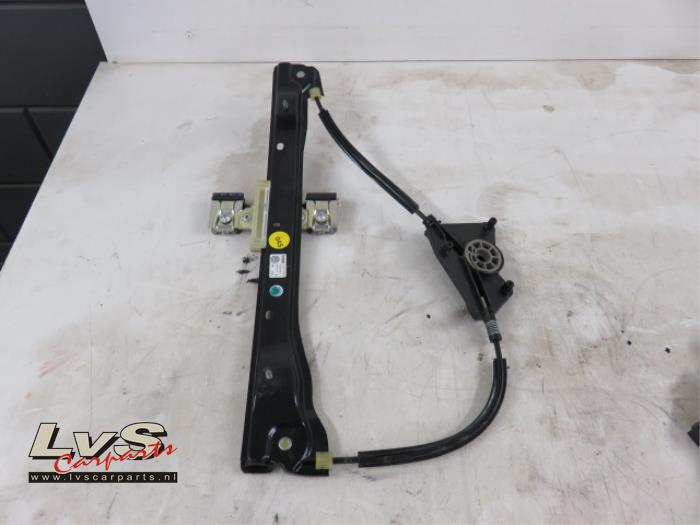 Volkswagen UP Fenstermechanik 2-türig links vorne