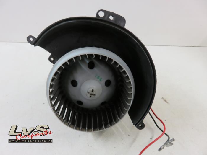 Opel Astra Heating and ventilation fan motor