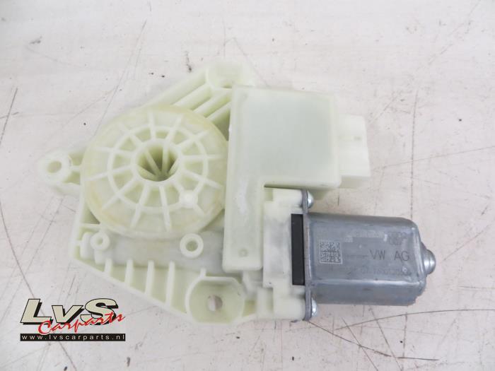 Volkswagen Golf Door window motor
