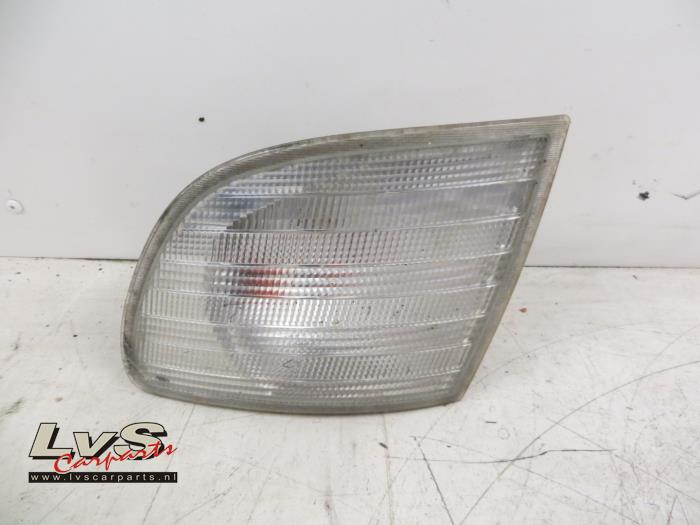 Mercedes Vito Richtungsanzeiger links