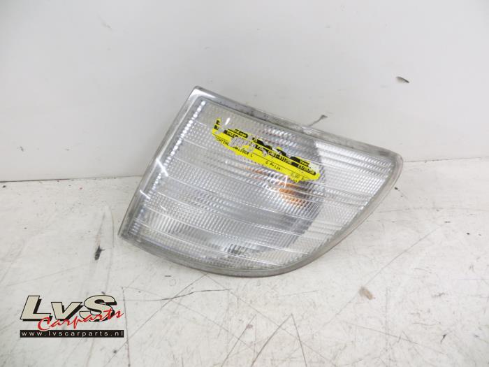 Mercedes Vito Richtungsanzeiger links