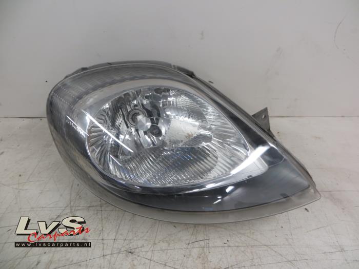 Opel Vivaro Headlight, right