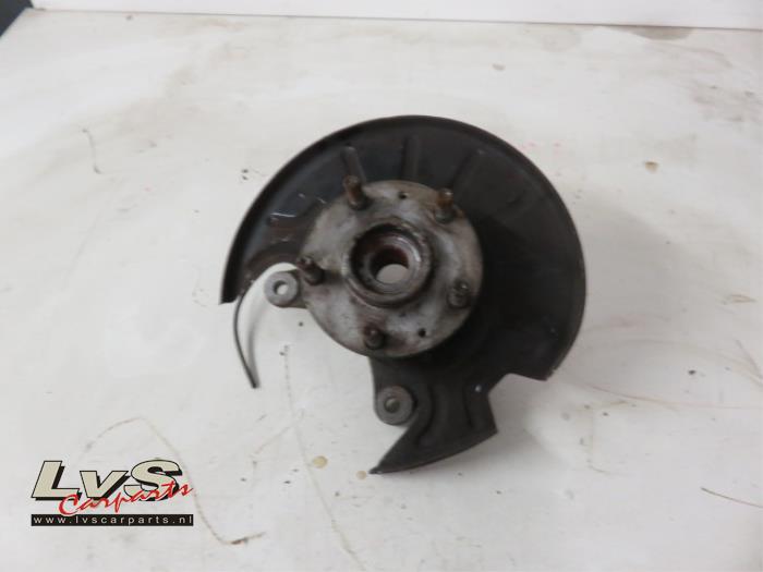 Landrover Freelander Fusee links-voor