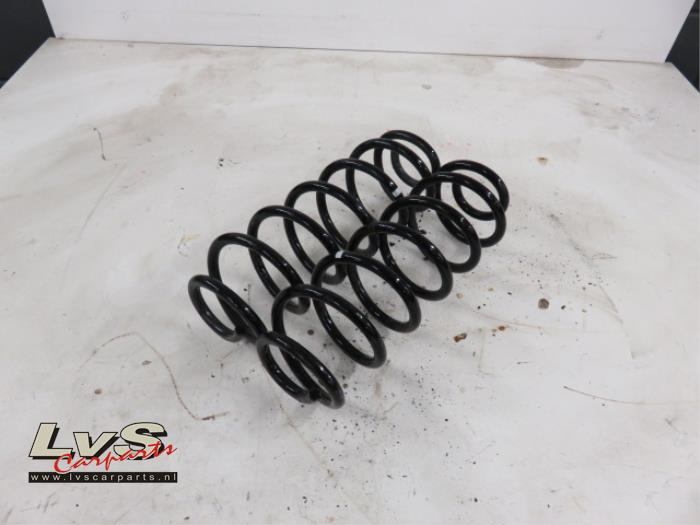 Volkswagen Golf Rear coil spring