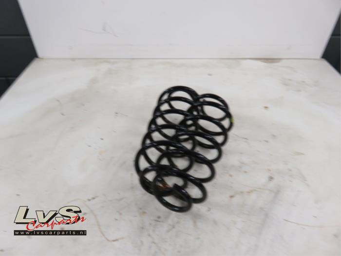 Toyota Yaris Rear coil spring