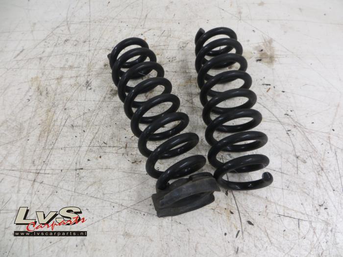 BMW 3-Serie Rear coil spring