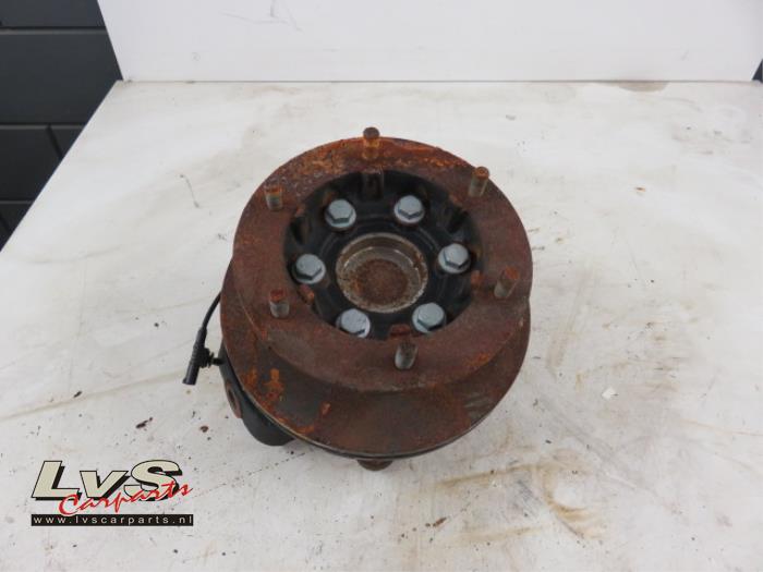 Mercedes Sprinter Fusee links-voor