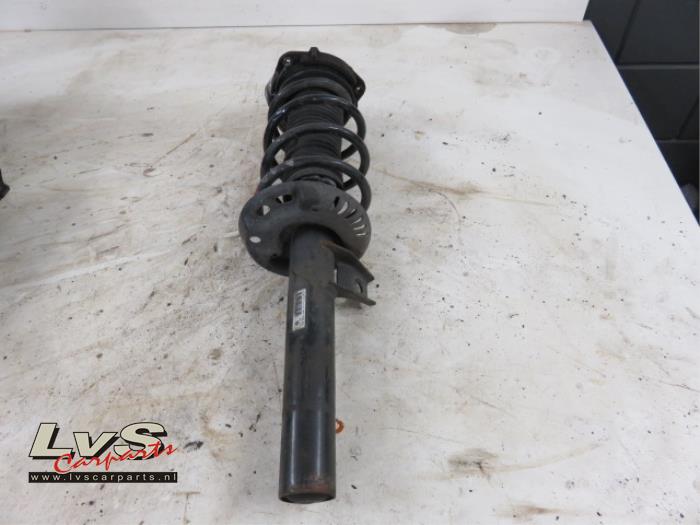 Volkswagen Touran Schokdemper links-voor