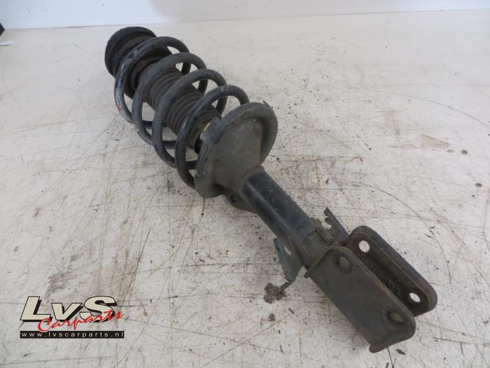 Mercedes Vito Schokdemper links-voor