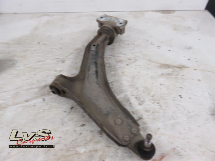 Landrover Freelander Front wishbone, right