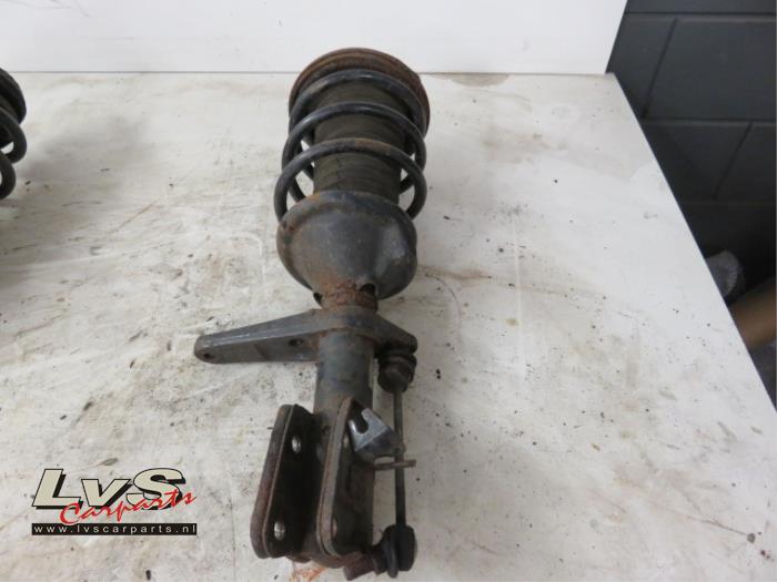 Landrover Freelander Stoßdämpfer rechts vorne