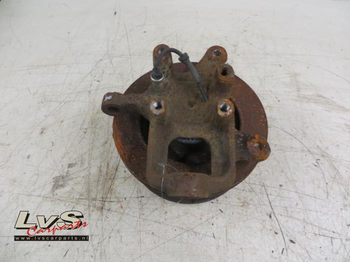 Mercedes Sprinter Fusee rechts-voor