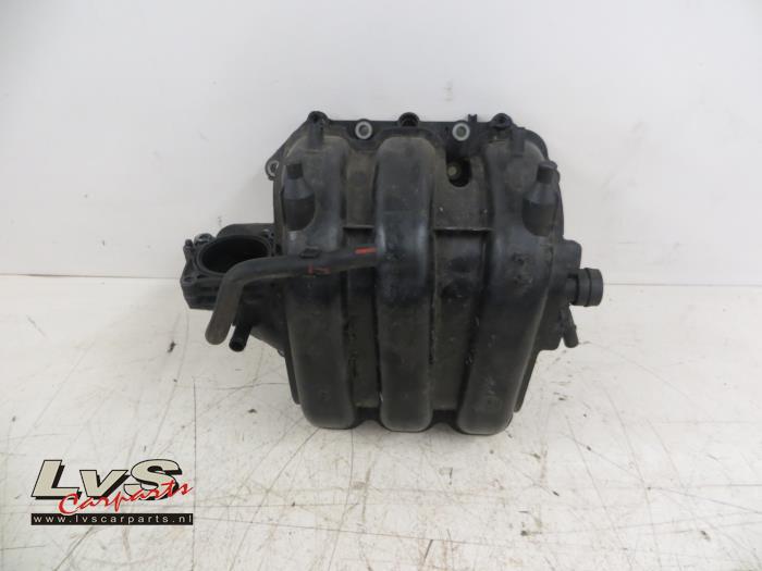 Volkswagen Polo Intake manifold
