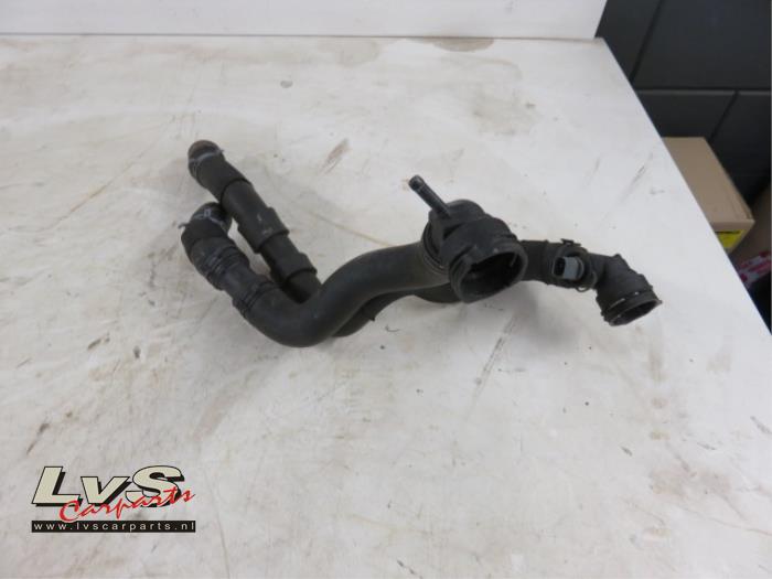 Volkswagen Golf Radiator hose