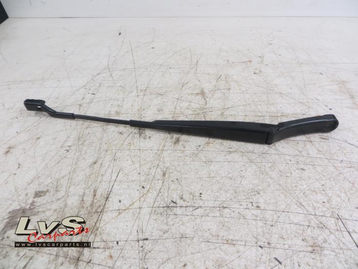 Volkswagen UP Ruitenwisserarm voor