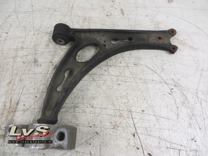 Volkswagen Touran Front wishbone, right