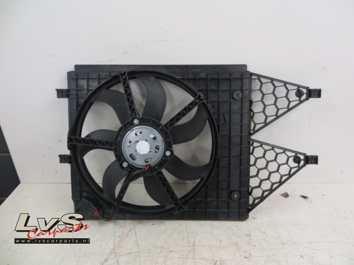 Volkswagen Polo Cooling fans