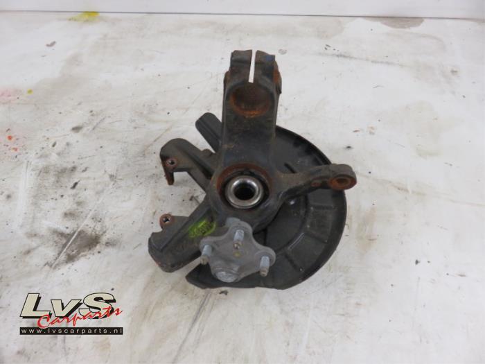 Volkswagen Polo Knuckle, front right