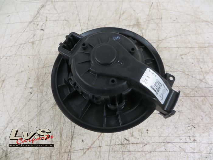 Volkswagen UP Heating and ventilation fan motor