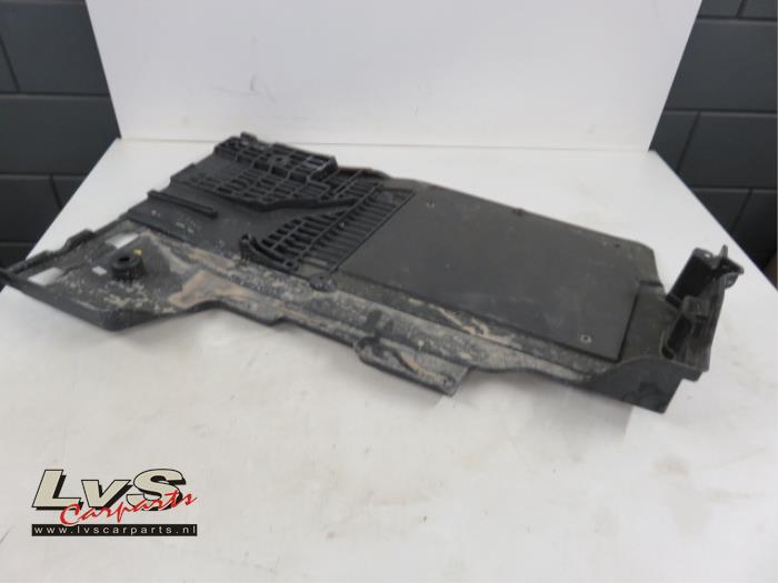Volkswagen Golf Beschermplaat bodem